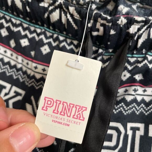 PINK Victorias Secret Black White Holiday Snowflake Pajama Pants, S NWT - Picture 5 of 6